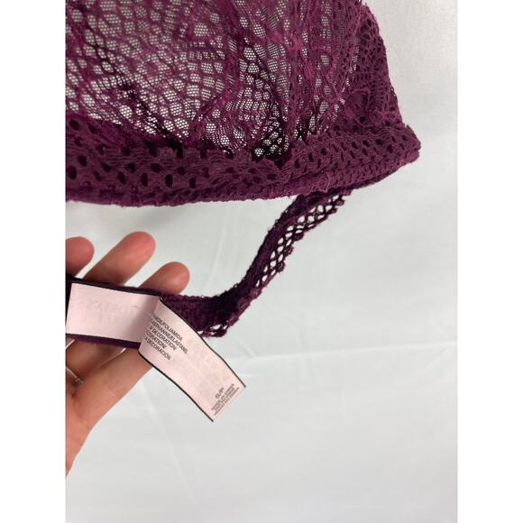 Victorias secret Lace High Neck Bralette Size Small - Picture 4 of 5